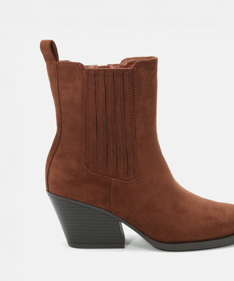 Botines tacón cowboy image number null